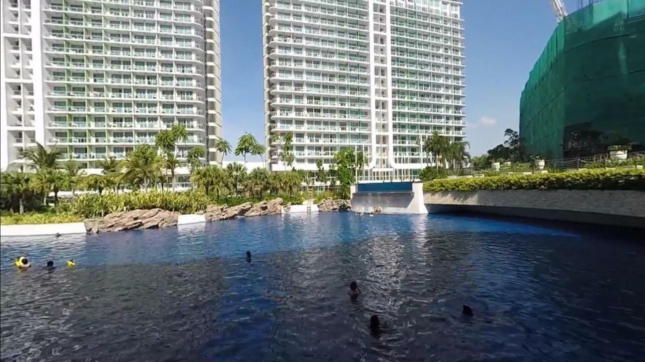 Azure Condo Resort Paranaque Bldg Maldives Manila Exterior photo
